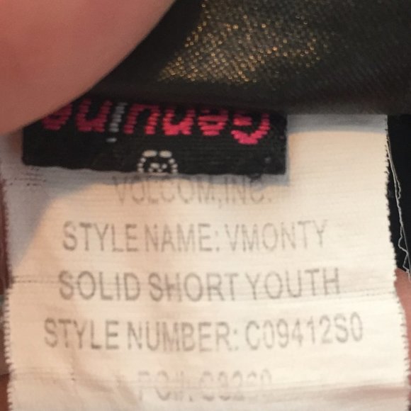 Volcom Corpo Class VMonty khaki shorts size 8R. - Picture 10 of 10
